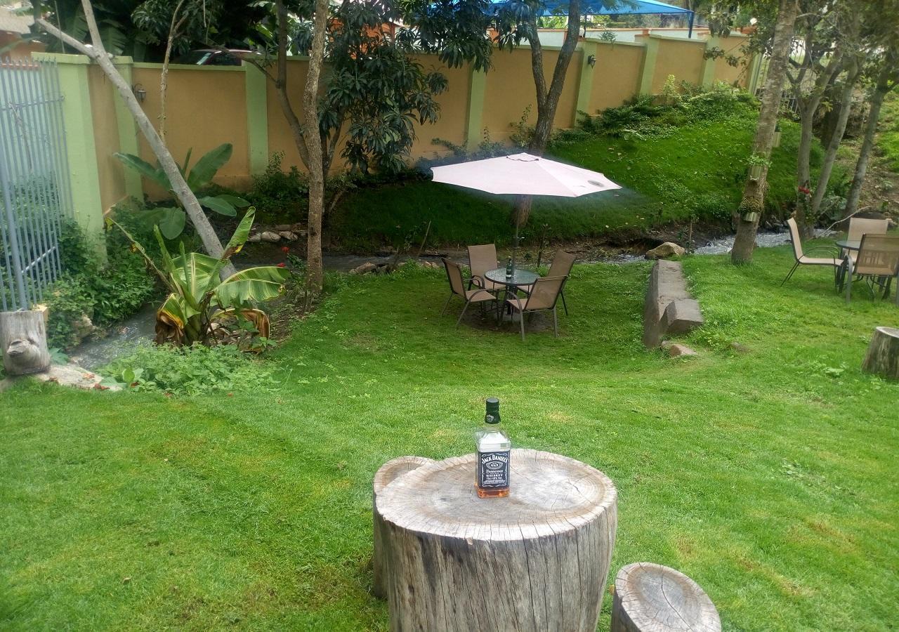 Hotel Desderia Mbeya Buitenkant foto